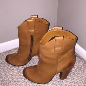 Kork-ease leather camel colored boots